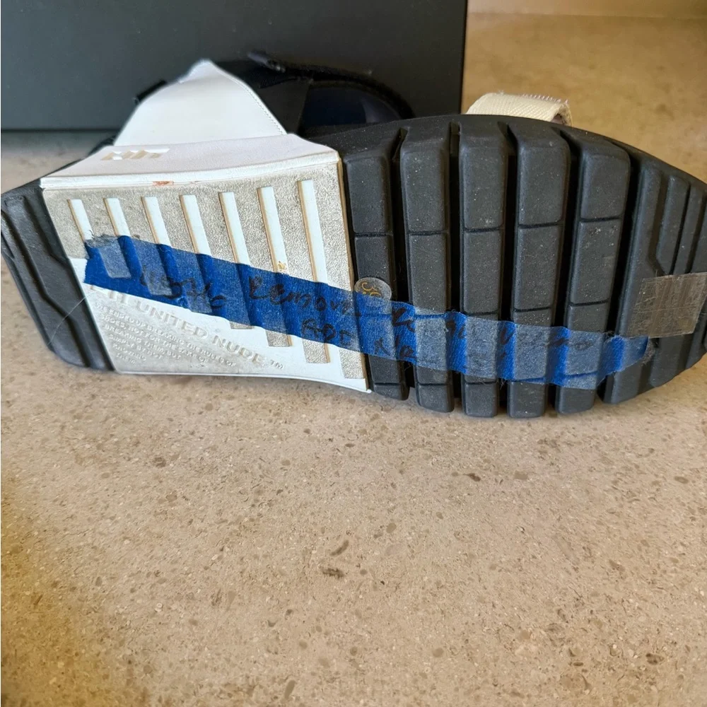 Great looking pair of United Nude size 39 platform shoes.